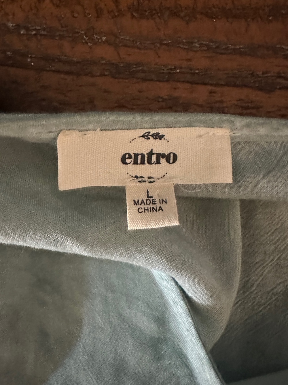 entro Light Sage V-Neck Tie-Front Top Size L - Picture 4 of 5